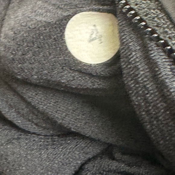 Lululemon Rebel Runner Vest Petal Camo Embossed Black Wee Stripe Size 4 - Picture 13 of 13